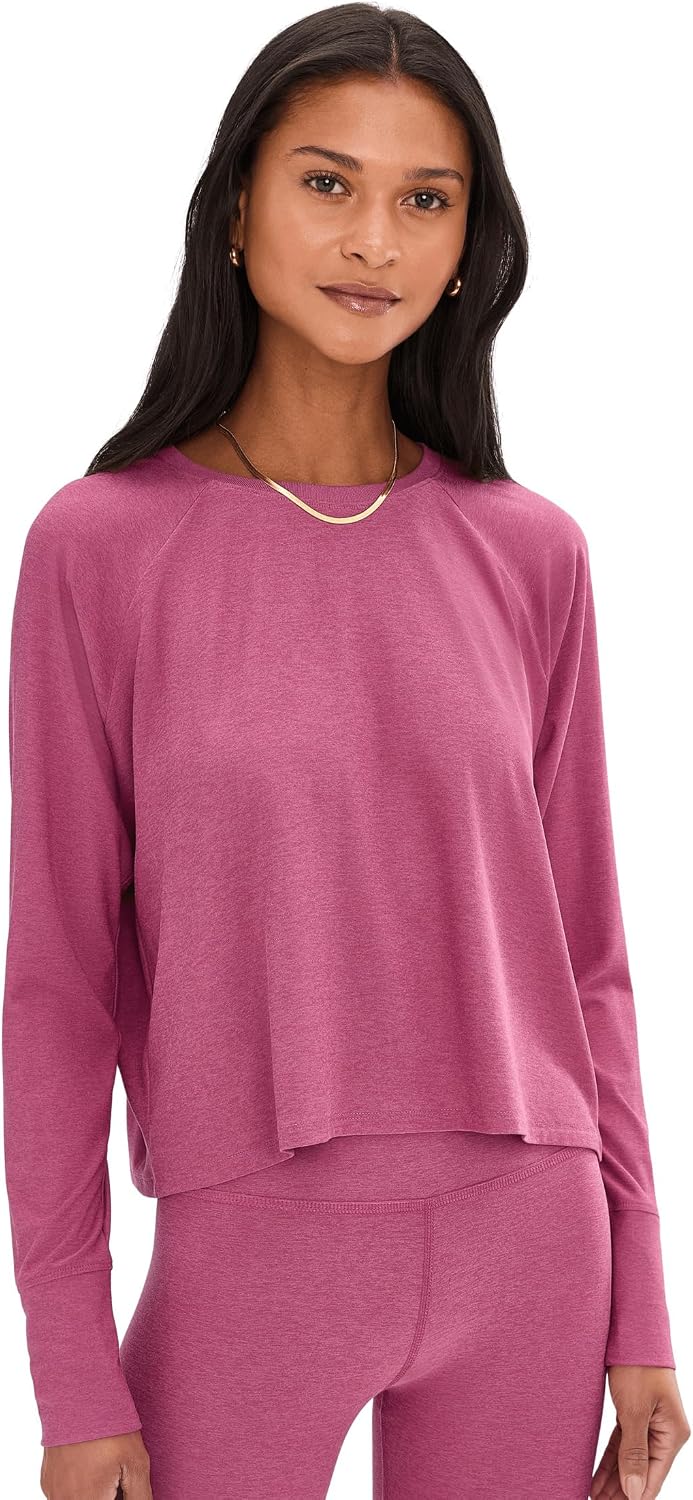 Featherweight Daydreamer pullover in {color} showing relaxed fit and soft brushed fleece texture — view 1